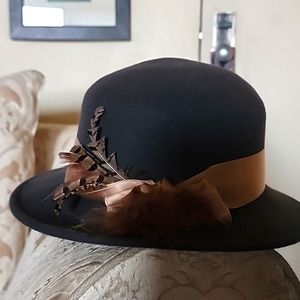 Brim & Dash Fall Hat